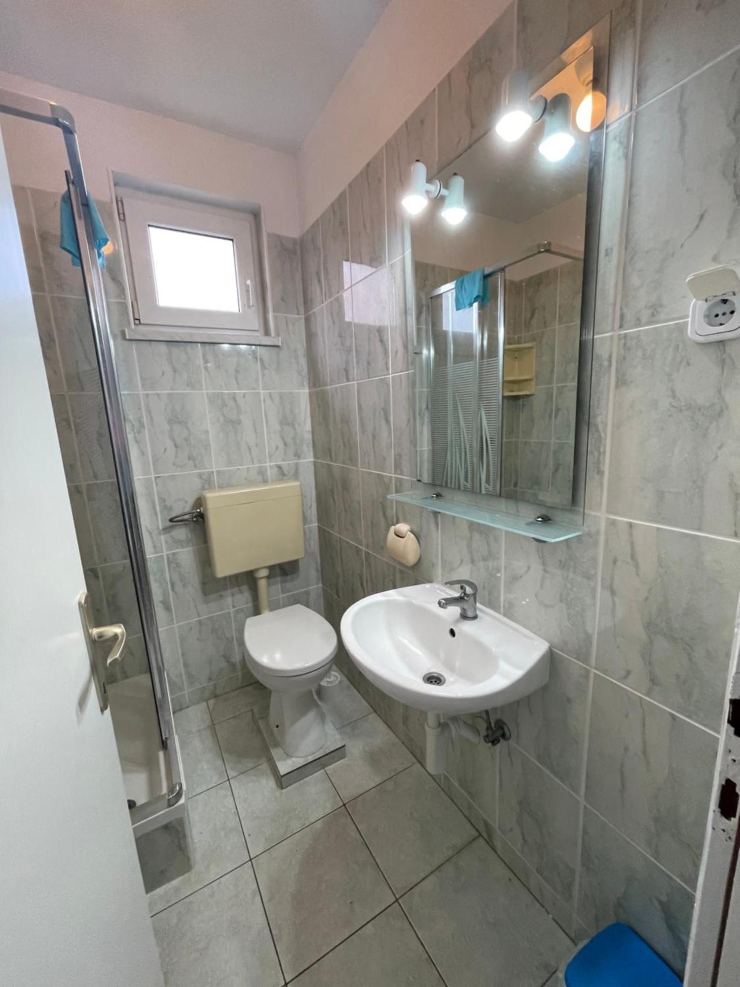 Apartmani Stambuk 만드레 외부 사진
