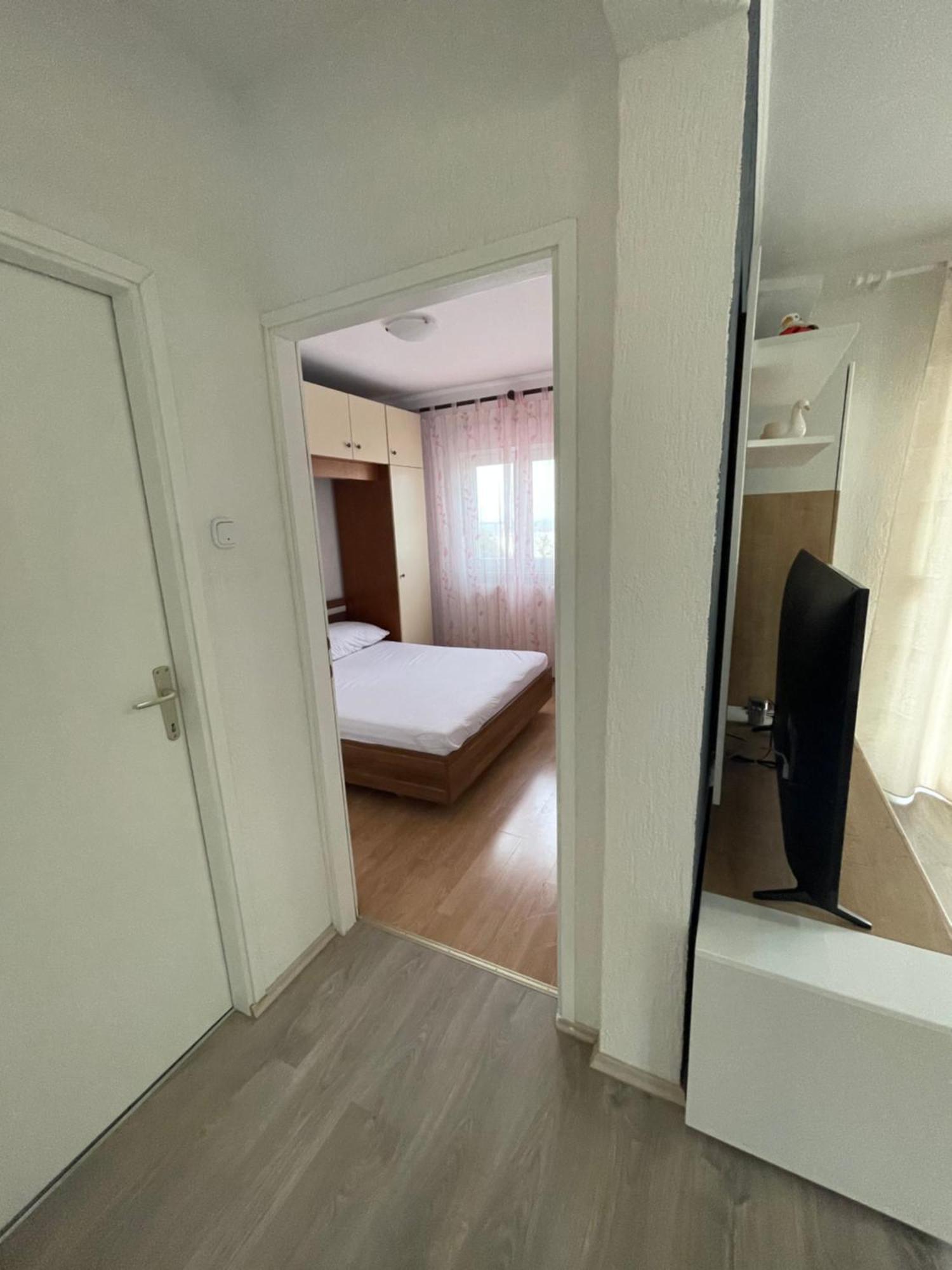 Apartmani Stambuk 만드레 외부 사진