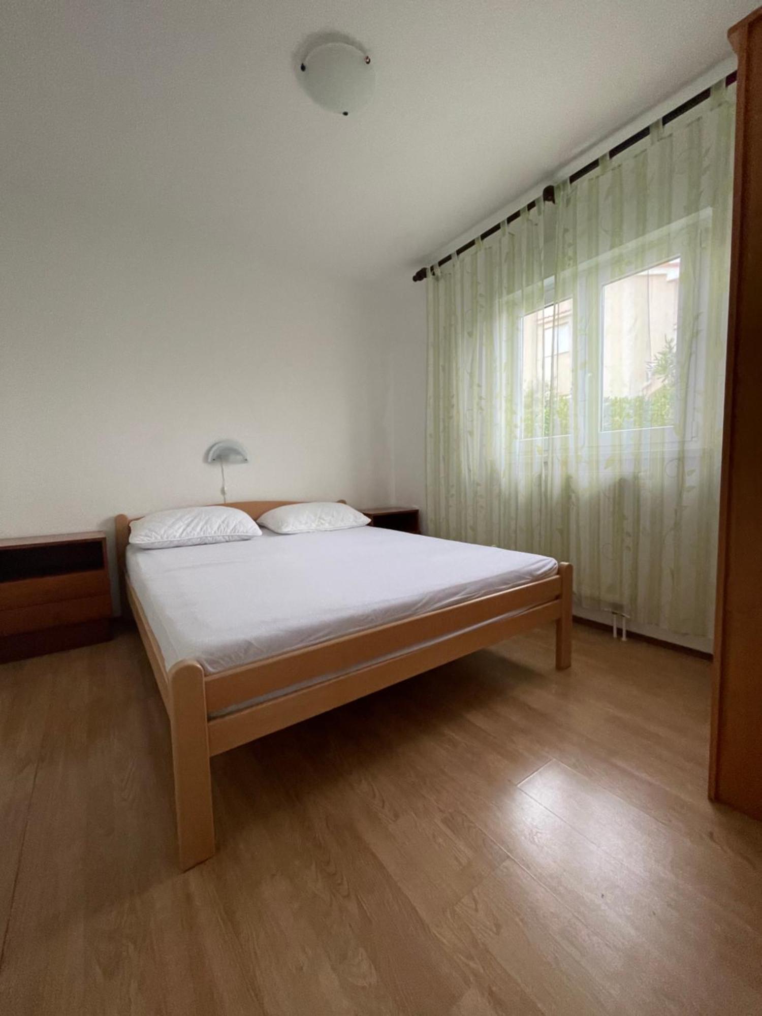 Apartmani Stambuk 만드레 외부 사진