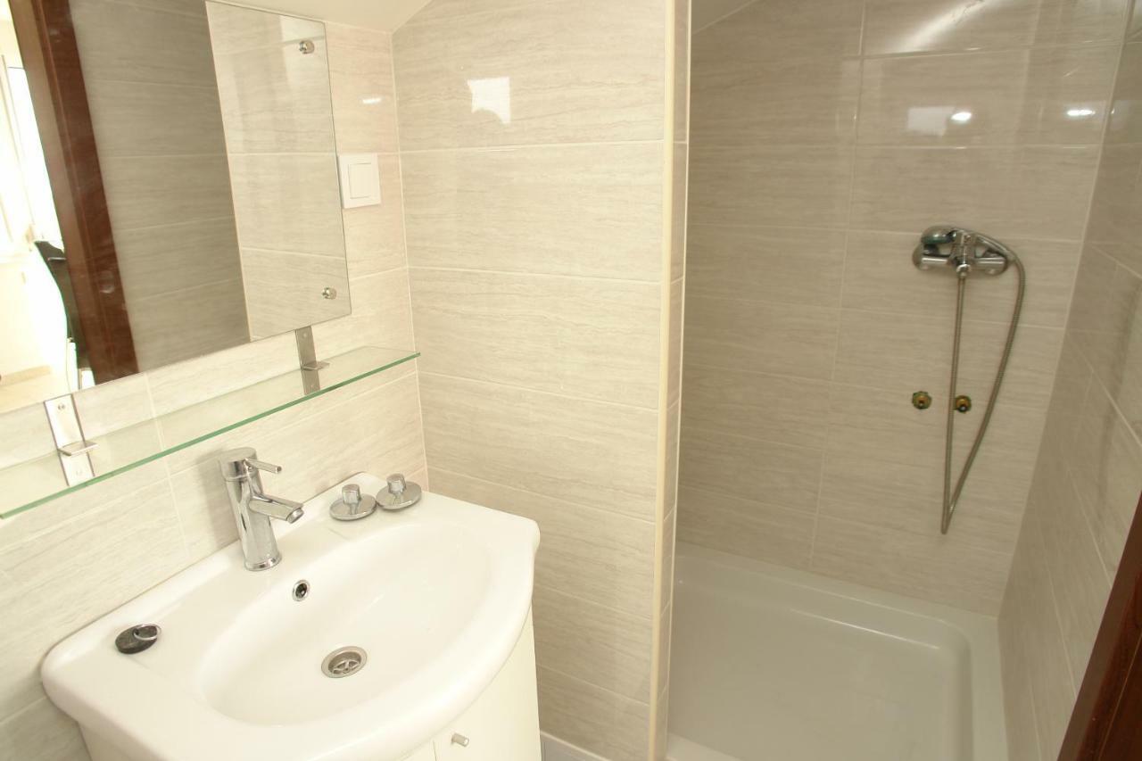 Apartmani Stambuk 만드레 외부 사진